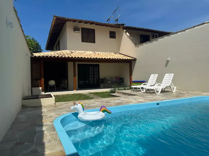 Maravilhosa casa a venda no bairro Caborê em Paraty